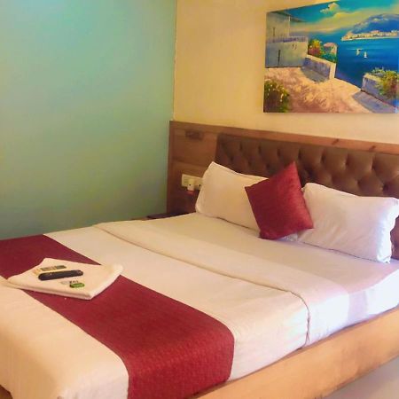 Grandeur By Avion Palace Near T2 International Airport مومباي المظهر الخارجي الصورة